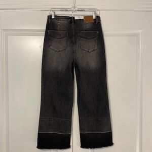 Too wide crop jeans